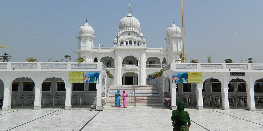 This gurudwara holds a lot of historical significance amongst the locals, due to its rich history