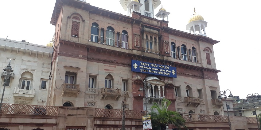 Gurudwara Sis Ganj Sahib is one of the most amazing places to visit for every traveller.