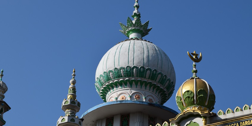 Offer prayers at the sacred Hajo Powa Mecca situated on Garurachal hill in Assam.