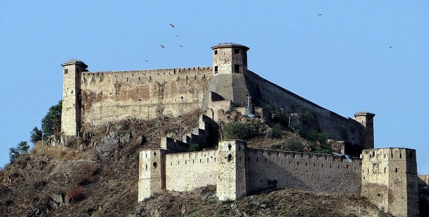 Explore the scenic beauty and grandeur of the famous Hari Parbat Fort in Jammu and Kashmir