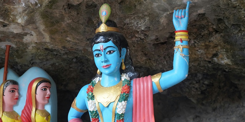 Harisava Temple is a serene abode for Krishna devotess, & is dedicated to Lord Krishna.