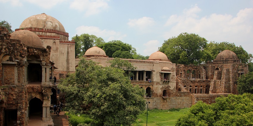 Hauz Khas Village is one of the most high-end places to visit in Delhi to experience modernity.