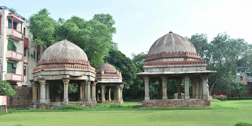 Hauz Khas Village is one of the most stunning places to explore for every traveller.