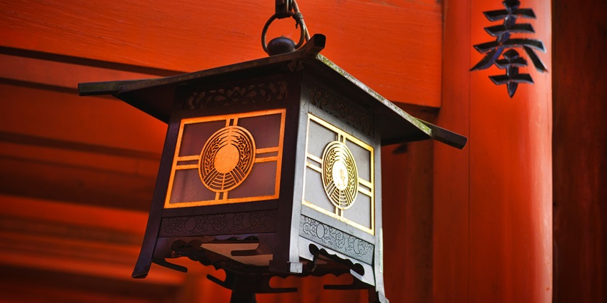 Hermit Shrine is a must-visit spot if you are near the hot spring waterfall Krabi.