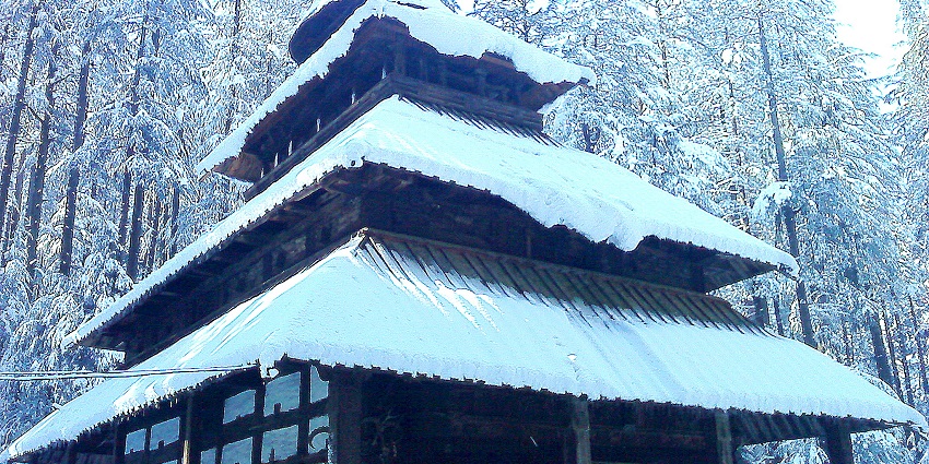 This temple, with its unique architectural marvel, is one of the best places to visit in Manali.