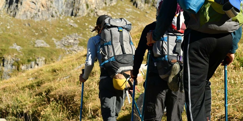 Hiking is one of the best activities which adventure enthusiasts can experience for splendid experiences.