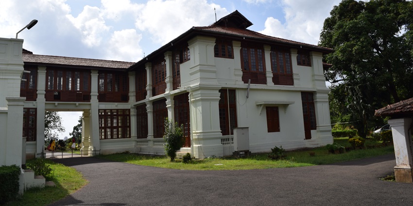 One of the most popular places to visit near the Thrikkakara Temple