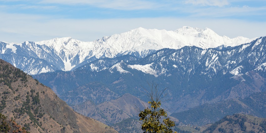 Panoramic snapshot of the beautiful snow laden ranges of the Nargu from Himachal