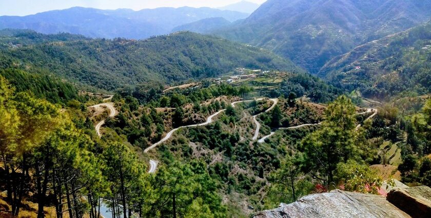 An image of the beautiful Chail which is located in Solan district, Himachal Pradesh, India.