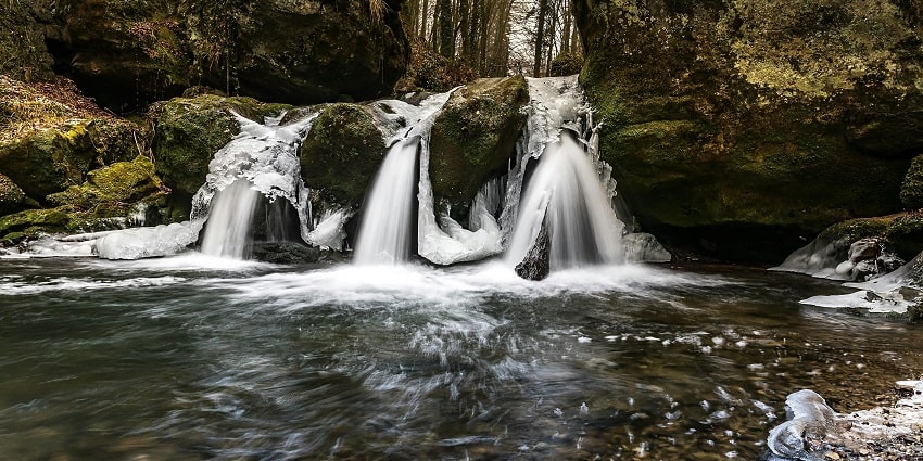 Hirni Falls, one of the best waterfalls in Jharkhand, is a perfect spot for nature lovers.