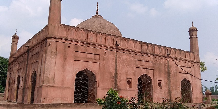 An image of a mosque with ancient architecture used for representation purpose.