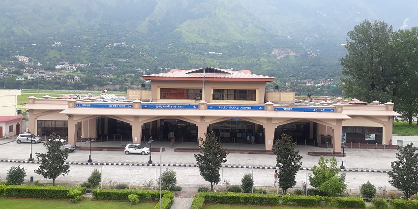 An image of Kullu Manali Airport, a way to reach Key Monastery located in Spiti Valley.