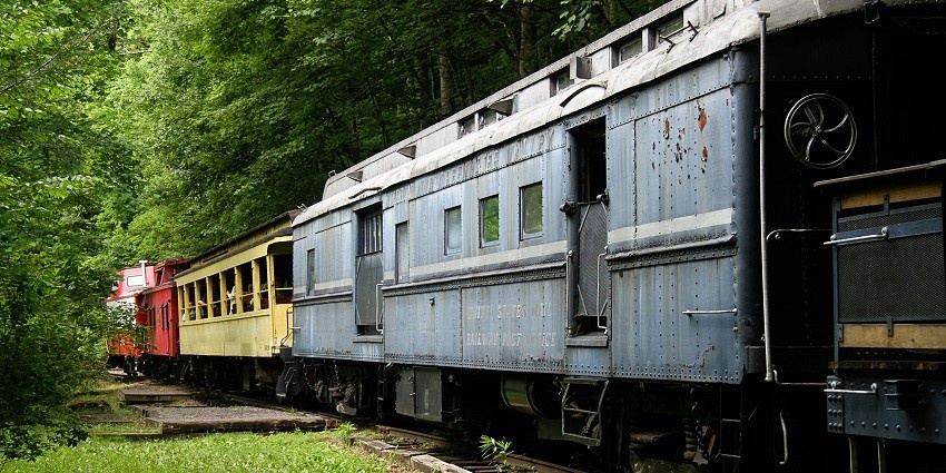 There are many convenient modes to reach Kerala, one of them is to take a train.