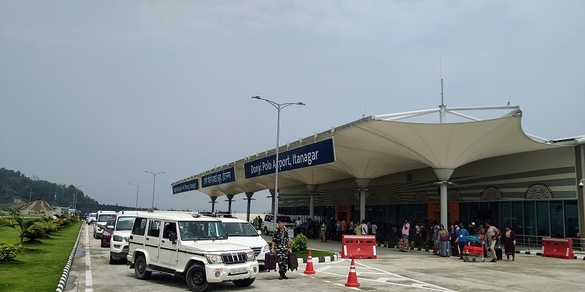 You can either take a flight or train to reach the Jawaharlal Nehru Museum, Itanagar.