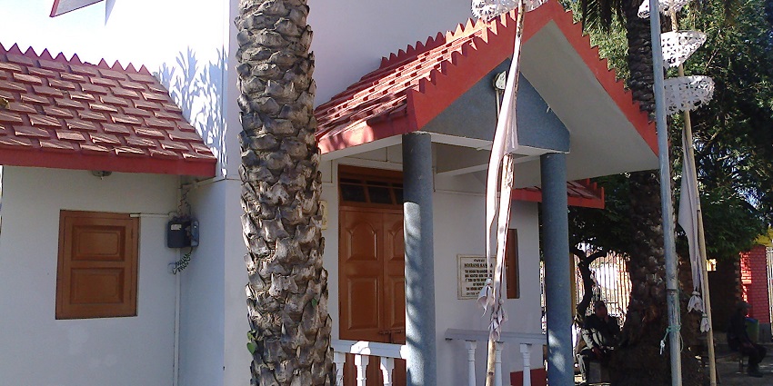 You can either take a bus or taxi to reach this famous INA Museum in Moirang Manipur.