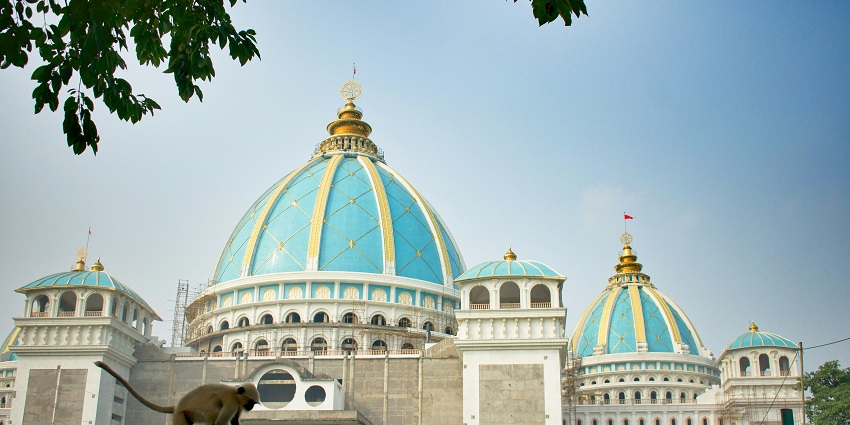 ISKCON Temple is one of the best places to visit in Siliguri for travellers to explore.