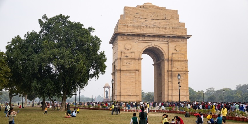India Gate is a war memorial, dedicated to Indian heroes and is a good spot for a walk.