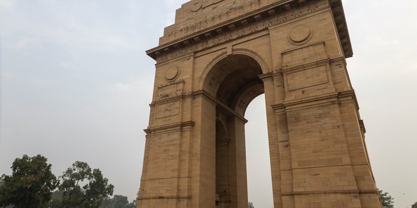 India Gate is one of the best places to visit in Delhi in winters for every traveller.