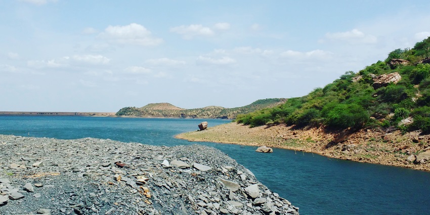 Witness the lush green landscapes of Irukkam Island located in Nellore district.