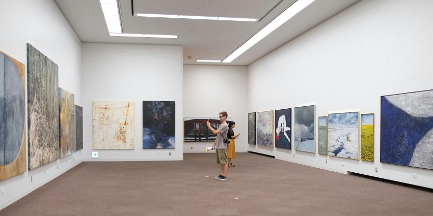 Isha Art is, undoubtedly, one of the most prominent art galleries in Patna to explore.