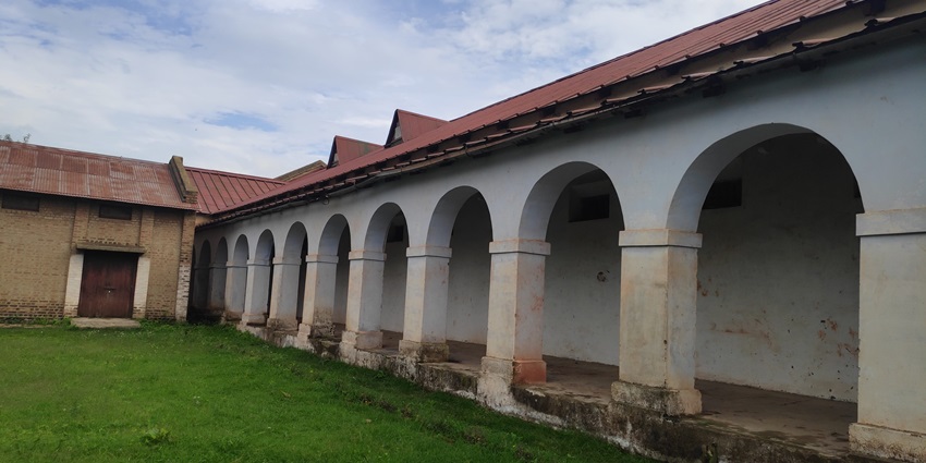 Garden view of Dagshai Jail Museum - places to visit near Jatoli mandir.