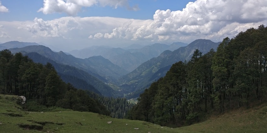 Jalori pass, among places to visit in Tirthan valley, offers panoramic view of snow-capped peaks.