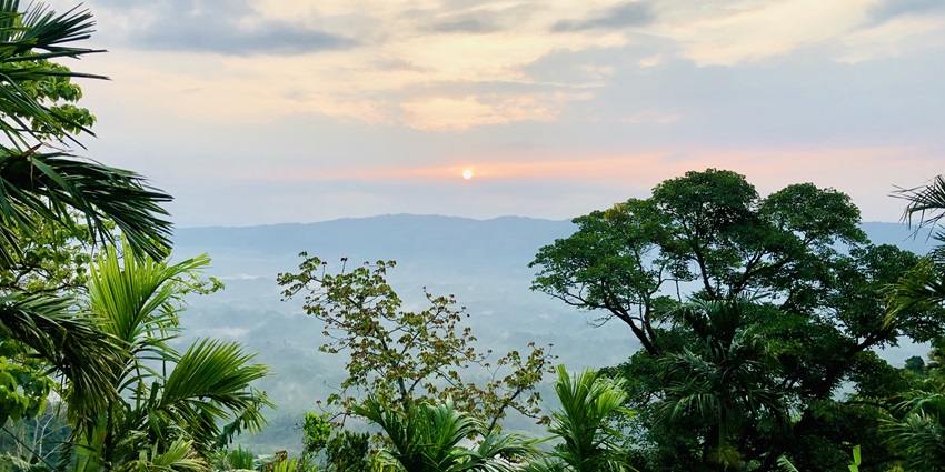 Witnessing the sunrise at Jampui Hills is one of the best things to do in Tripura.