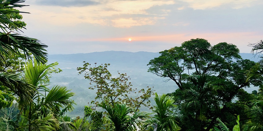 Witness the mesmersing view at the serene Jampui Hills which is a hill range in Tripura.