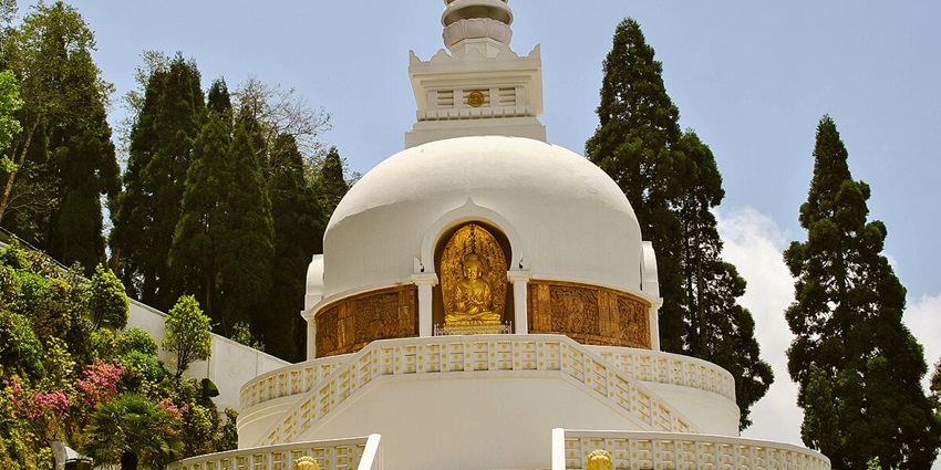 Many devotees visit the Japanese peace pagoda to immerse into the Buddhist culture and history