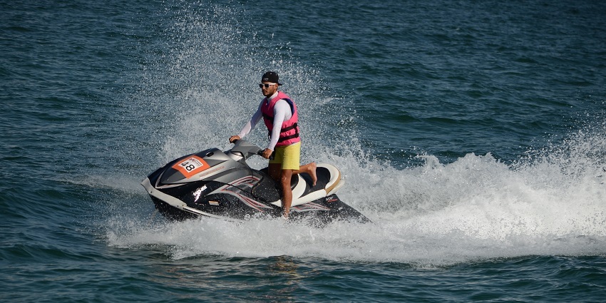 You can enjoy the experiences of jet skiing in the calm lagoons of Maafushi.
