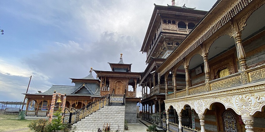 A mesmerising view of a temple in Jubbal with stunning architecture during the daytime.