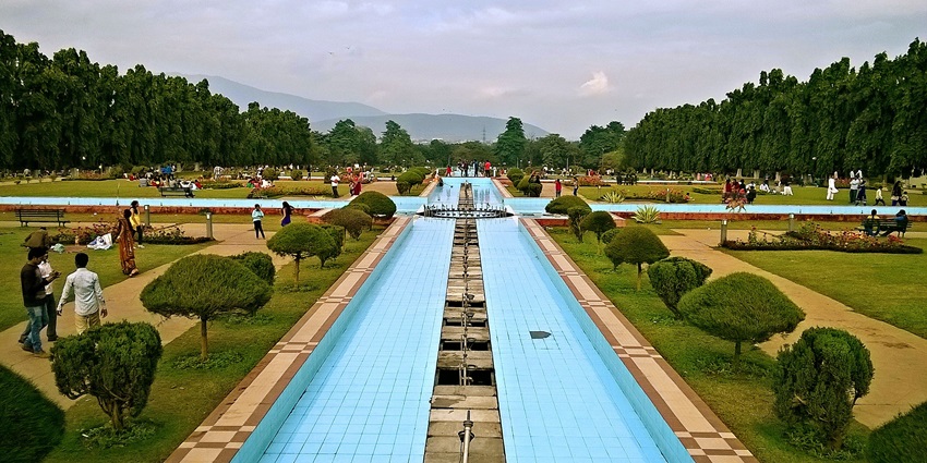 An aerial picture of a beautiful park in Jamshedpur with lush greenery