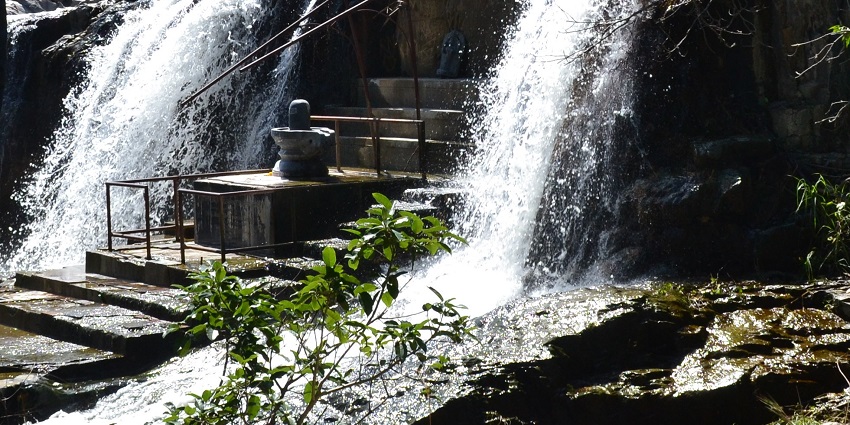 Kaigal Falls, also known as Dumukurallu, are among the best waterfalls in Andhra Pradesh.