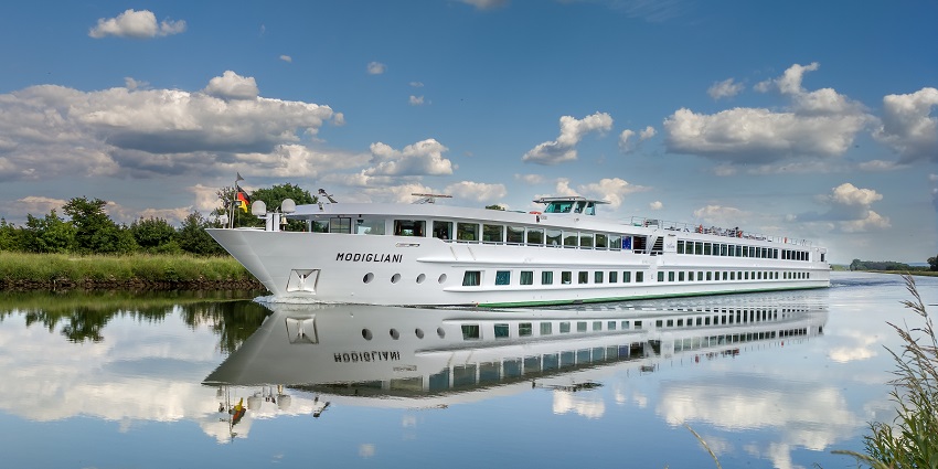 Enjoy your new party in Calicut on the cruise on the Kallai River, Calicut, India