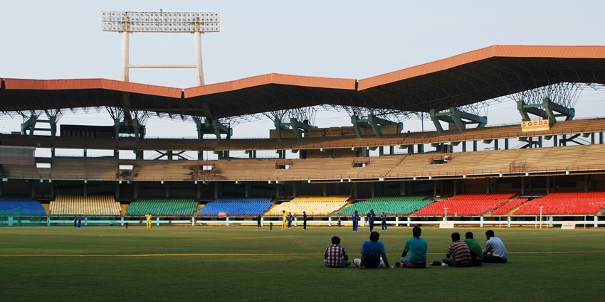 Watch the New Year celebrations in Kochi, Kerala, at the famous Kaloor Stadium Grounds.