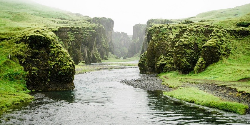 A view of the Kameng River, one of the best places to visit near Bhalukpong picnic place.
