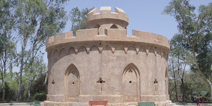 Kamla Nehru Ridge is a historic place attracting visitors due to its significance.