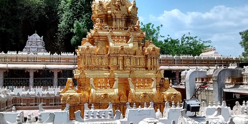 Explore the spiritual ambience & natural beauty surrounding the temples in Andhra Pradesh.