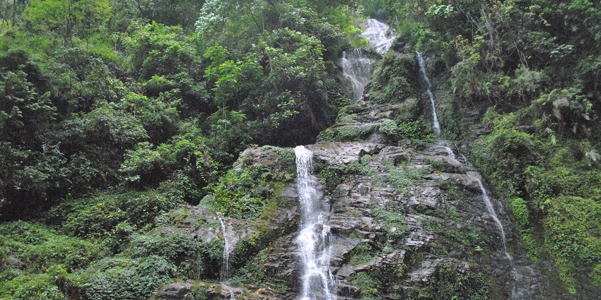 These waterfalls , near the Pelling Monastery, are a perfect spot for photography and relaxation in the lap of nature.