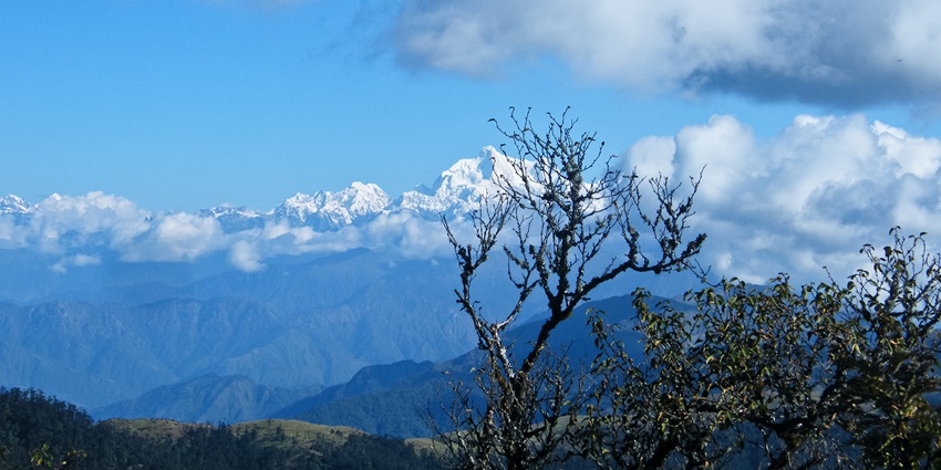 Visiting Kanchenjunga National Park is one of the best things to do in Pelling.