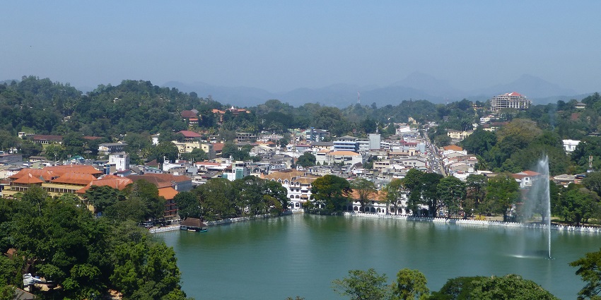 Panoramic view of the Kandy Lake which is one of the best places to visit in Kandy