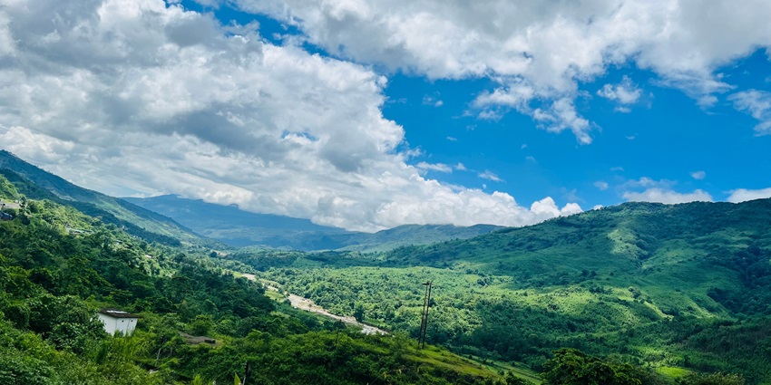 Pananrmoic view of the hills of Asssam—Best places to visit in Kaziranga, Assam