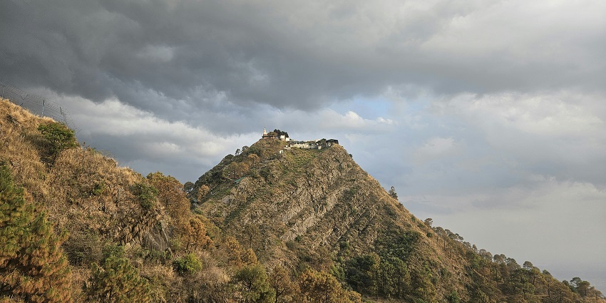 Kasauli is one of the best places to go in Himachal in August for an enchanting trip