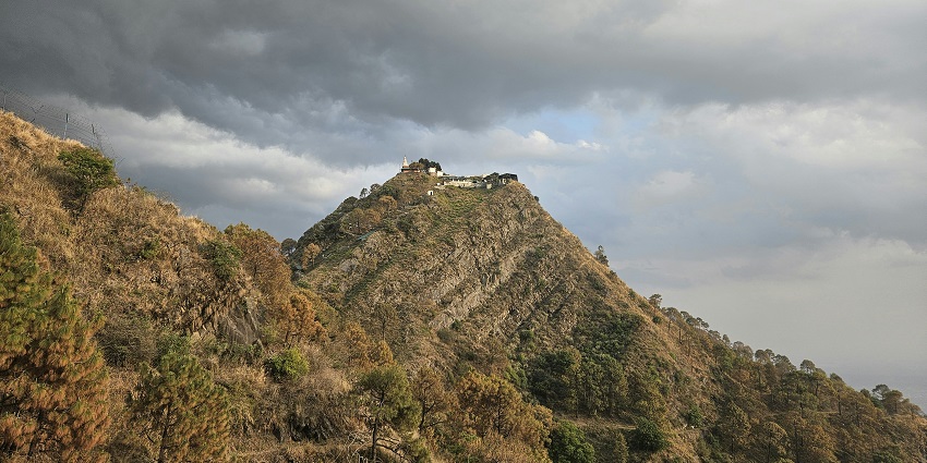 Kasauli is one of the most astonishing places to visit near Solan for travellers.
