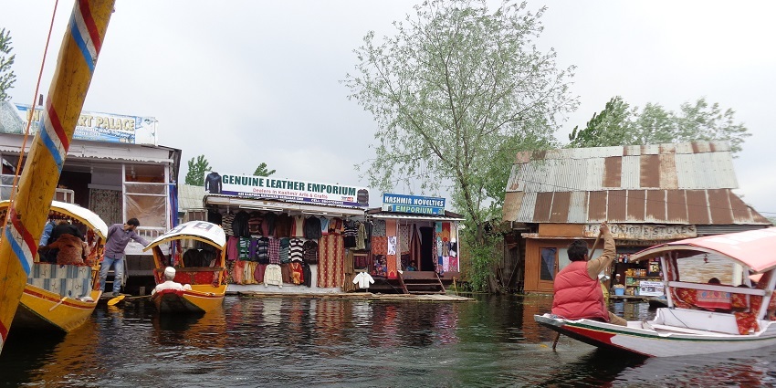 Head to the Kashmir Government Arts Emporium for authentic textiles, handicrafts, etc.