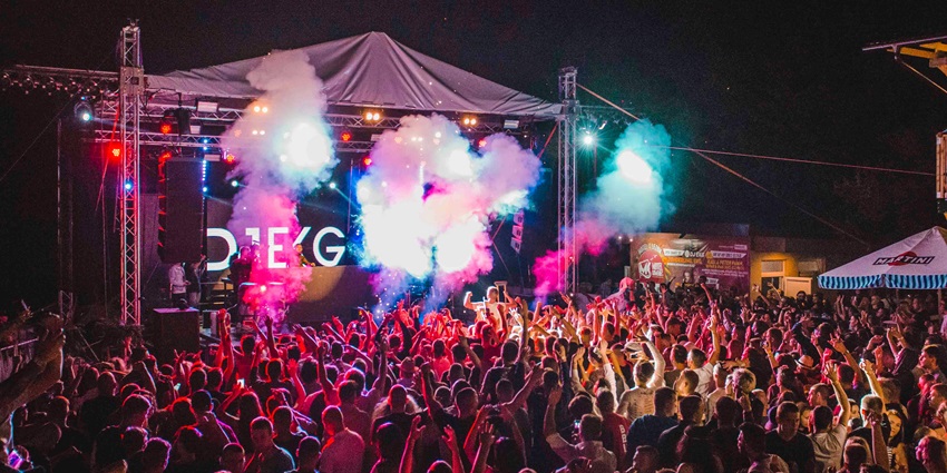 Beautiful snap of the trance music and dance party somewhere in the state, Himachal