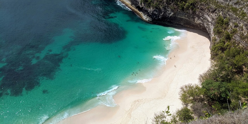 Kelingking Beach is one of the most unique and distinct places around the Nusa Islands.