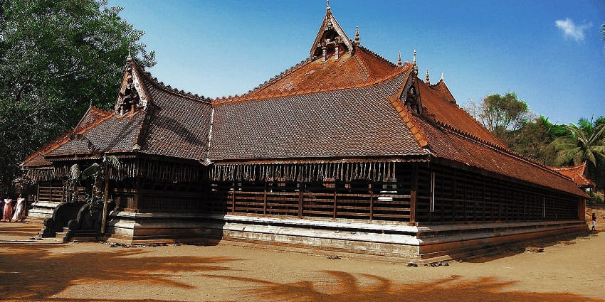Koothambalam at Kerala Kalamandalam showcasing traditional temple theatre architecture