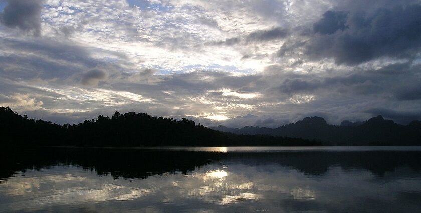 Explore the majesty of the evergreen rainforests in this astonishing park in Thailand.