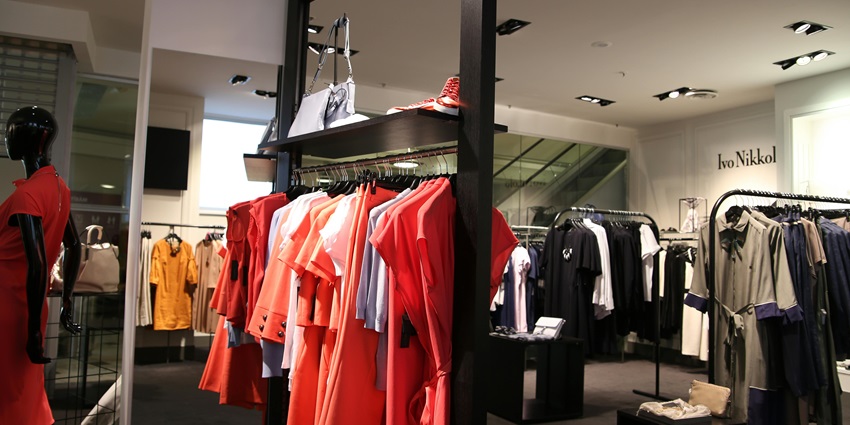 Clothing store of Kharagpur Central Mall, one of the best shopping malls in Kharagpur.